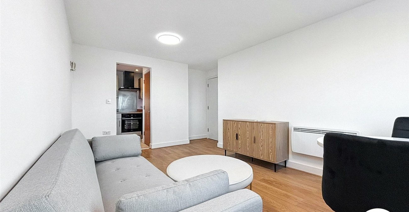 1 bedroom property to rent in London | Robinson Jackson