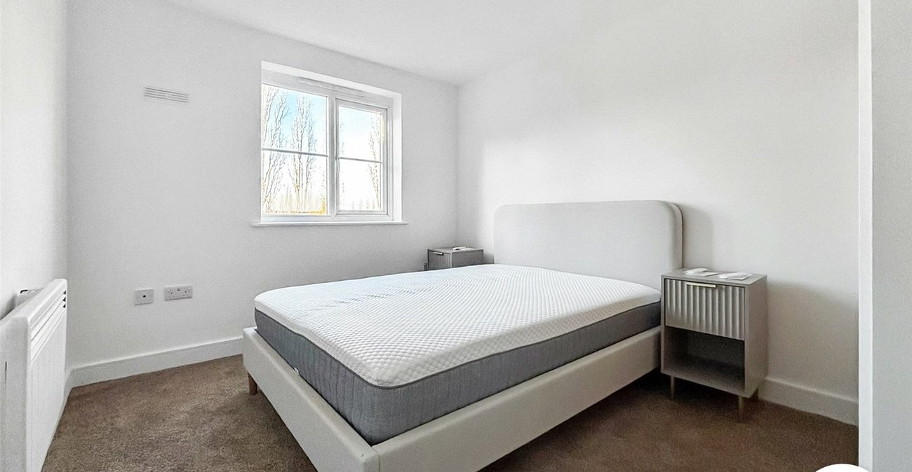 1 bedroom property to rent in London | Robinson Jackson