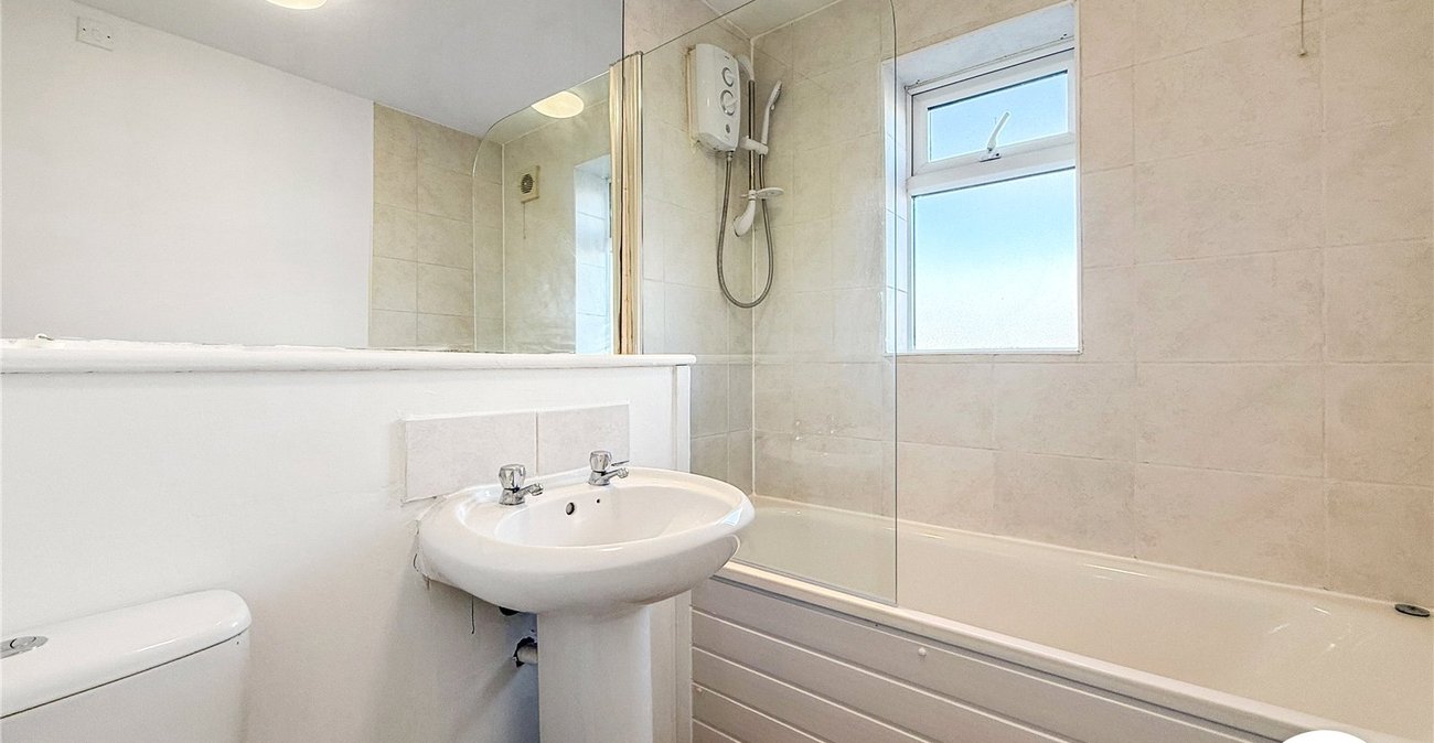 1 bedroom property to rent in London | Robinson Jackson