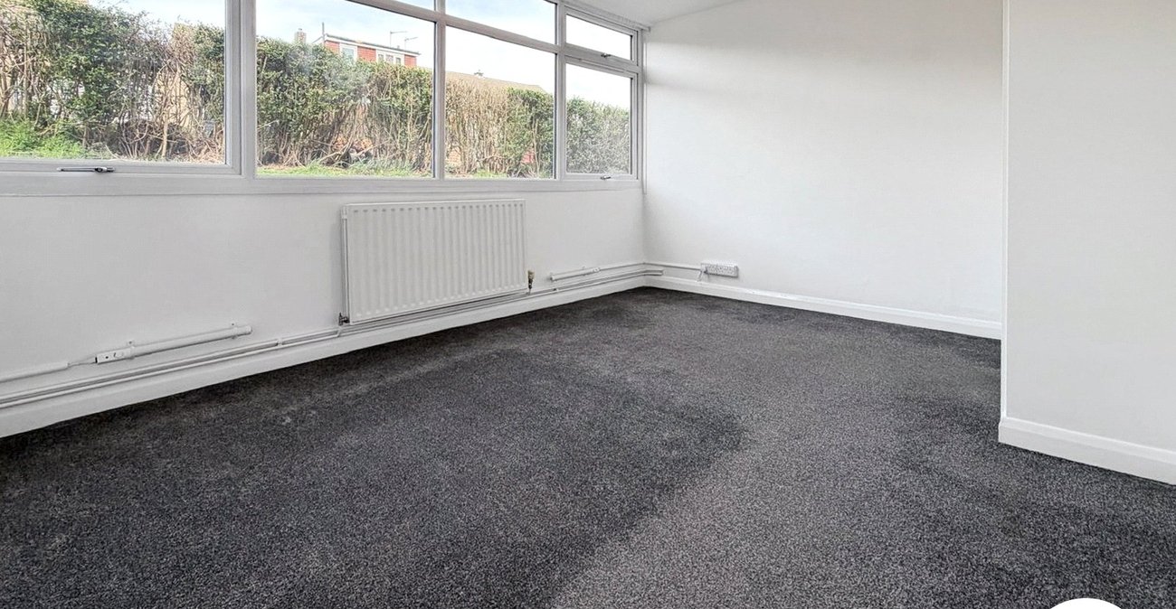 2 bedroom property to rent in Rochester | Robinson Michael & Jackson