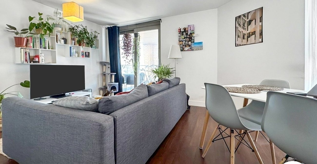 2 bedroom property to rent in Lewisham | Robinson Jackson