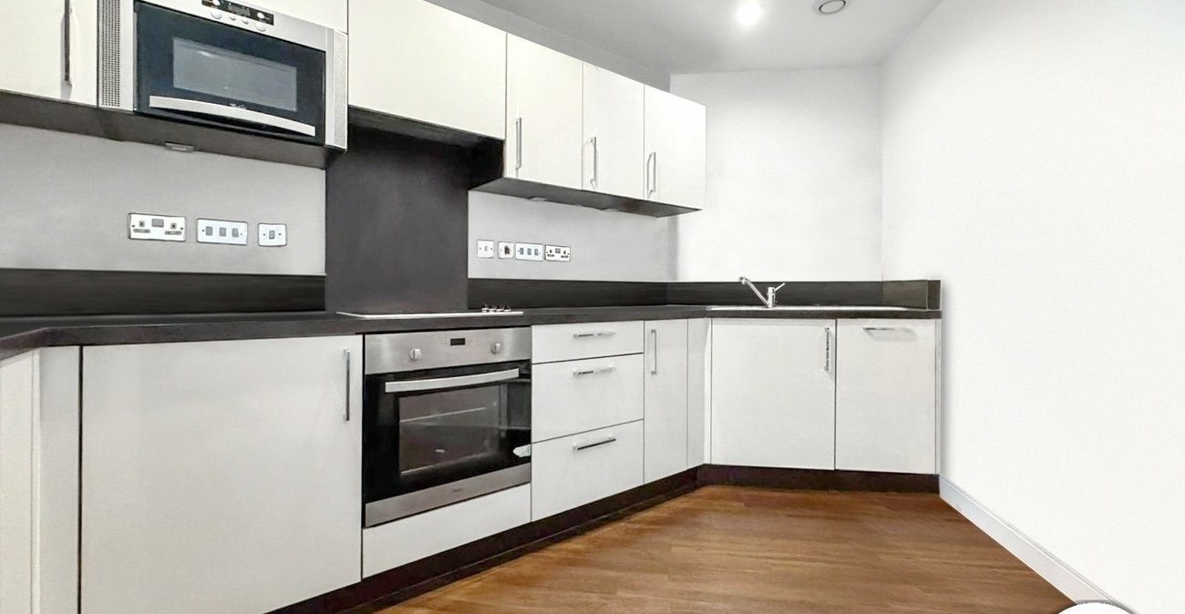 2 bedroom property to rent in Lewisham | Robinson Jackson