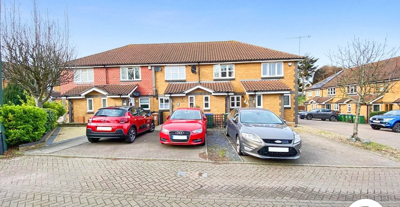 2 bedroom house to rent in Erith | Robinson Jackson