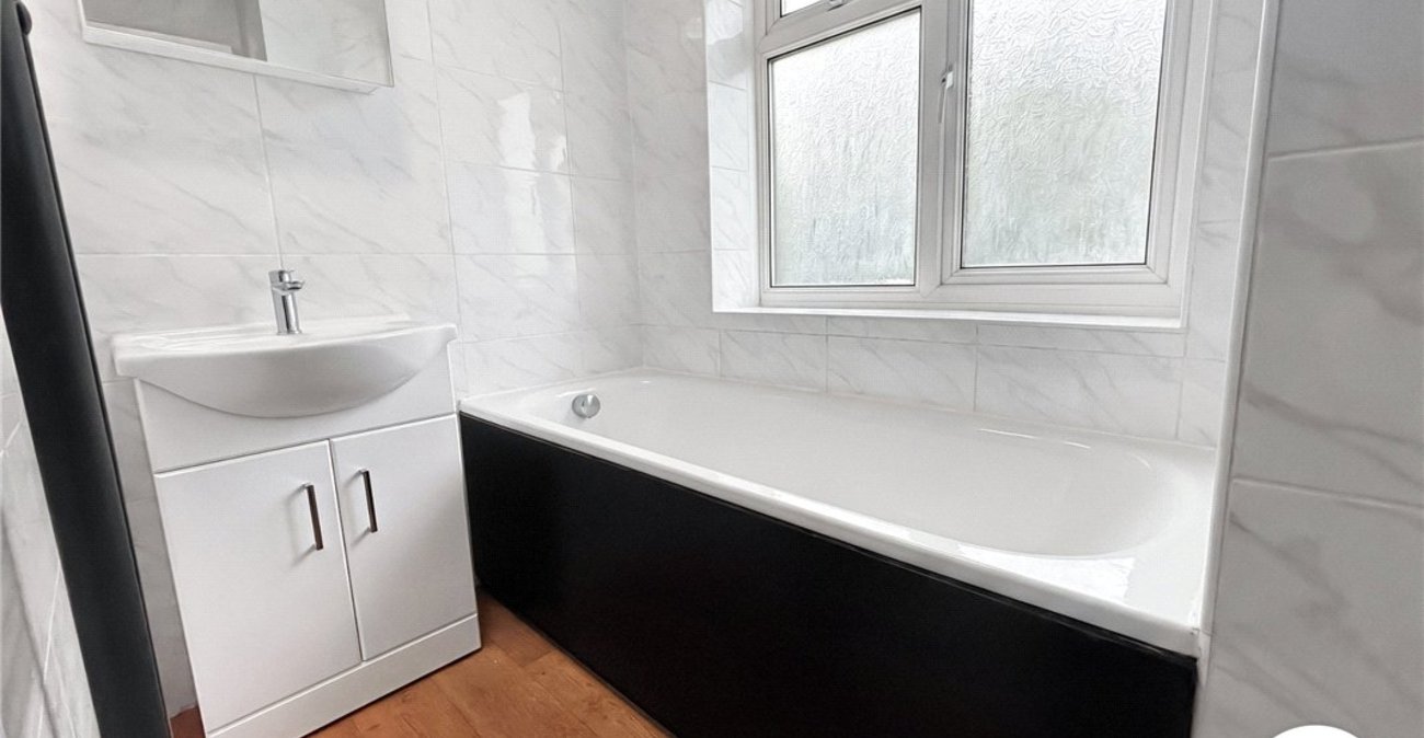 3 bedroom house to rent in Swanley | Robinson Jackson