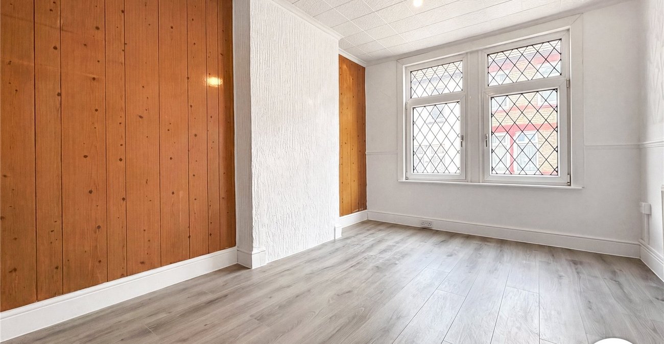 3 bedroom house to rent in Chatham | Robinson Michael & Jackson