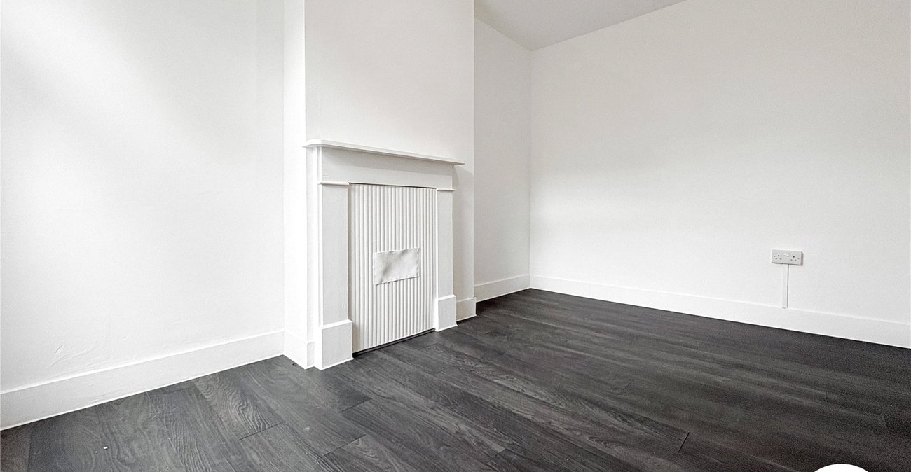 3 bedroom house to rent in Chatham | Robinson Michael & Jackson