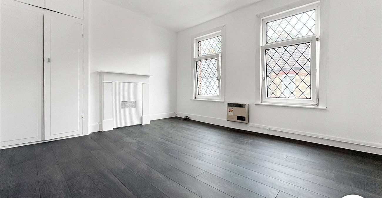 3 bedroom house to rent in Chatham | Robinson Michael & Jackson