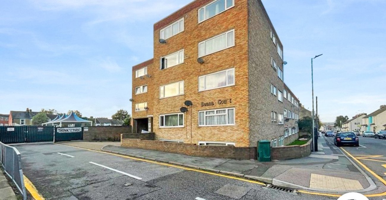 property to rent in Gillingham | Robinson Michael & Jackson