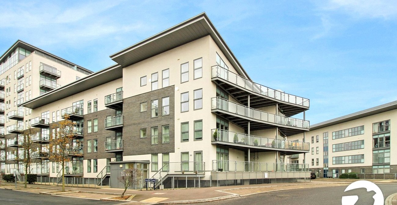 2 bedroom property to rent in Clovelly Place | Robinson Michael & Jackson