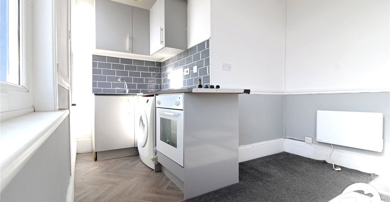 1 bedroom property to rent in Gravesend | Robinson Michael & Jackson