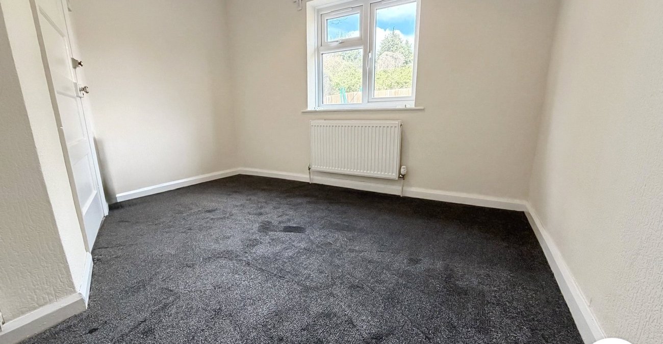 3 bedroom house to rent in Rochester | Robinson Michael & Jackson