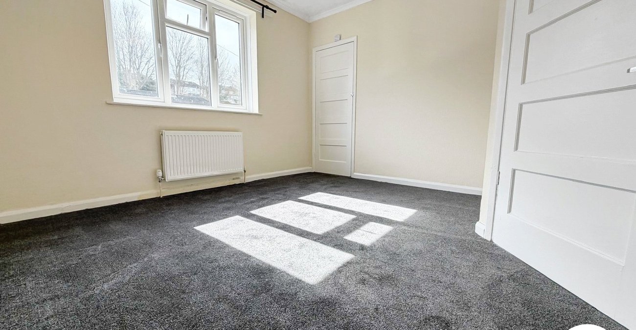 3 bedroom house to rent in Rochester | Robinson Michael & Jackson