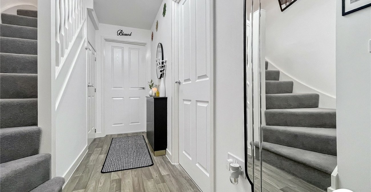 3 bedroom house to rent in Minster on Sea | Robinson Michael & Jackson