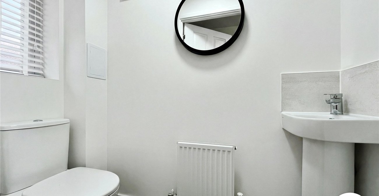 3 bedroom house to rent in Minster on Sea | Robinson Michael & Jackson