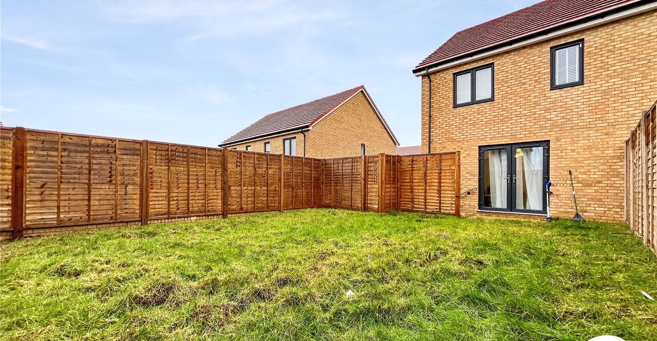 3 bedroom house to rent in Minster on Sea | Robinson Michael & Jackson