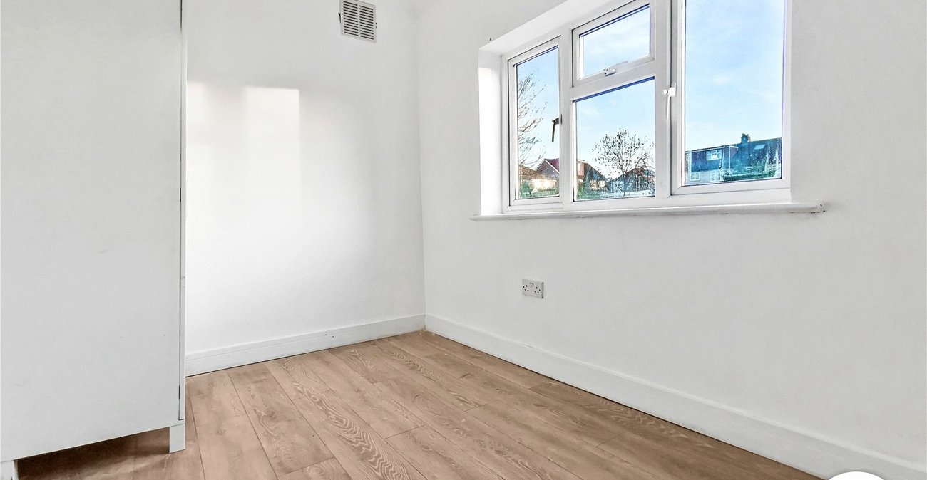 2 bedroom property to rent in Dartford | Robinson Jackson