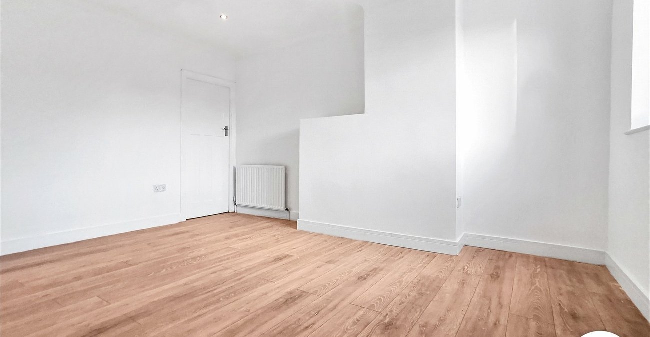 2 bedroom property to rent in Dartford | Robinson Jackson