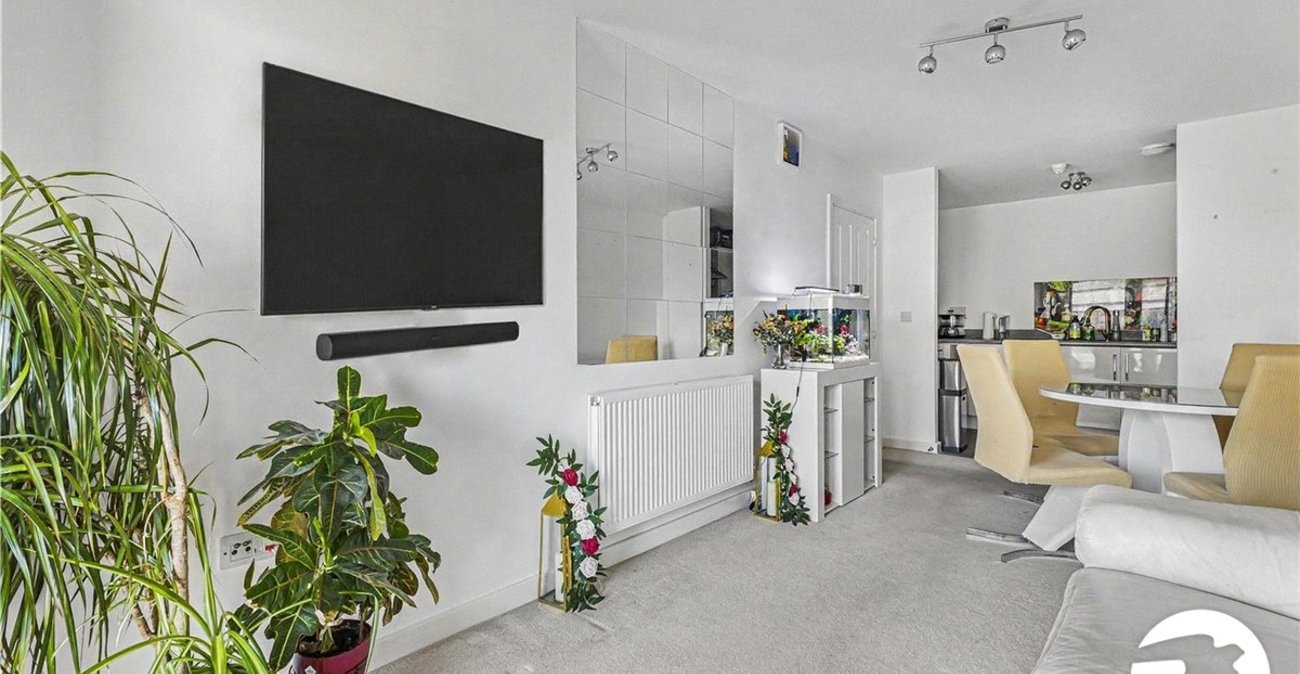 2 bedroom property to rent in Swanley | Robinson Jackson