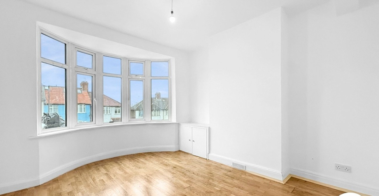 3 bedroom house to rent in London | 