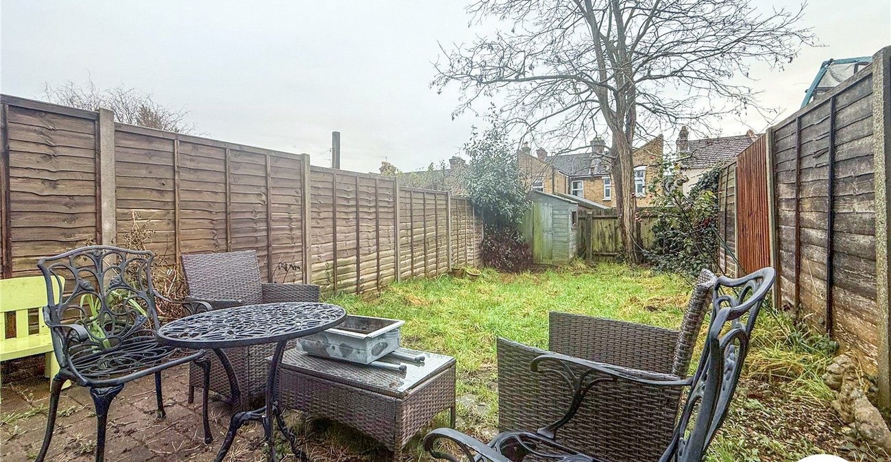 3 bedroom house to rent in Maidstone | Robinson Michael & Jackson