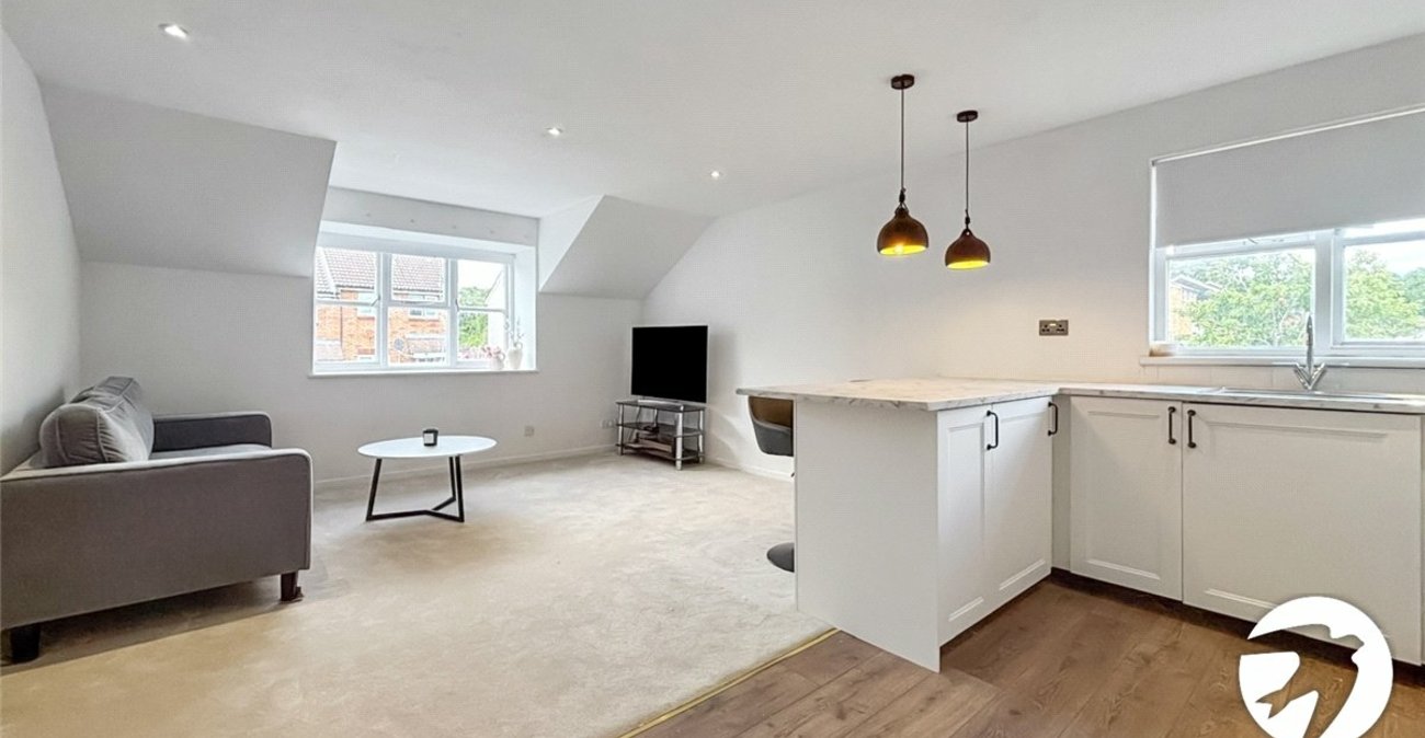 2 bedroom property to rent in Orpington | Robinson Jackson