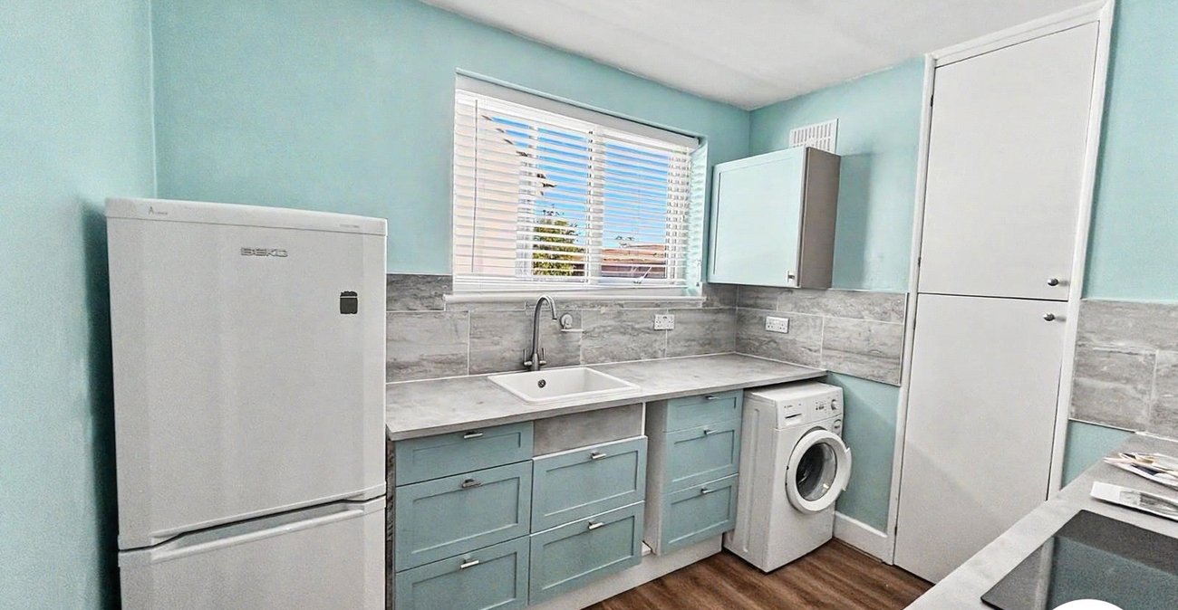 2 bedroom property to rent in Dartford | Robinson Jackson