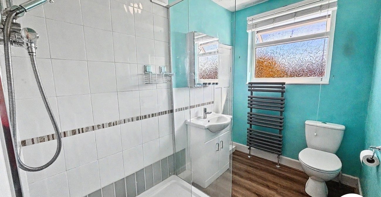 2 bedroom property to rent in Dartford | Robinson Jackson