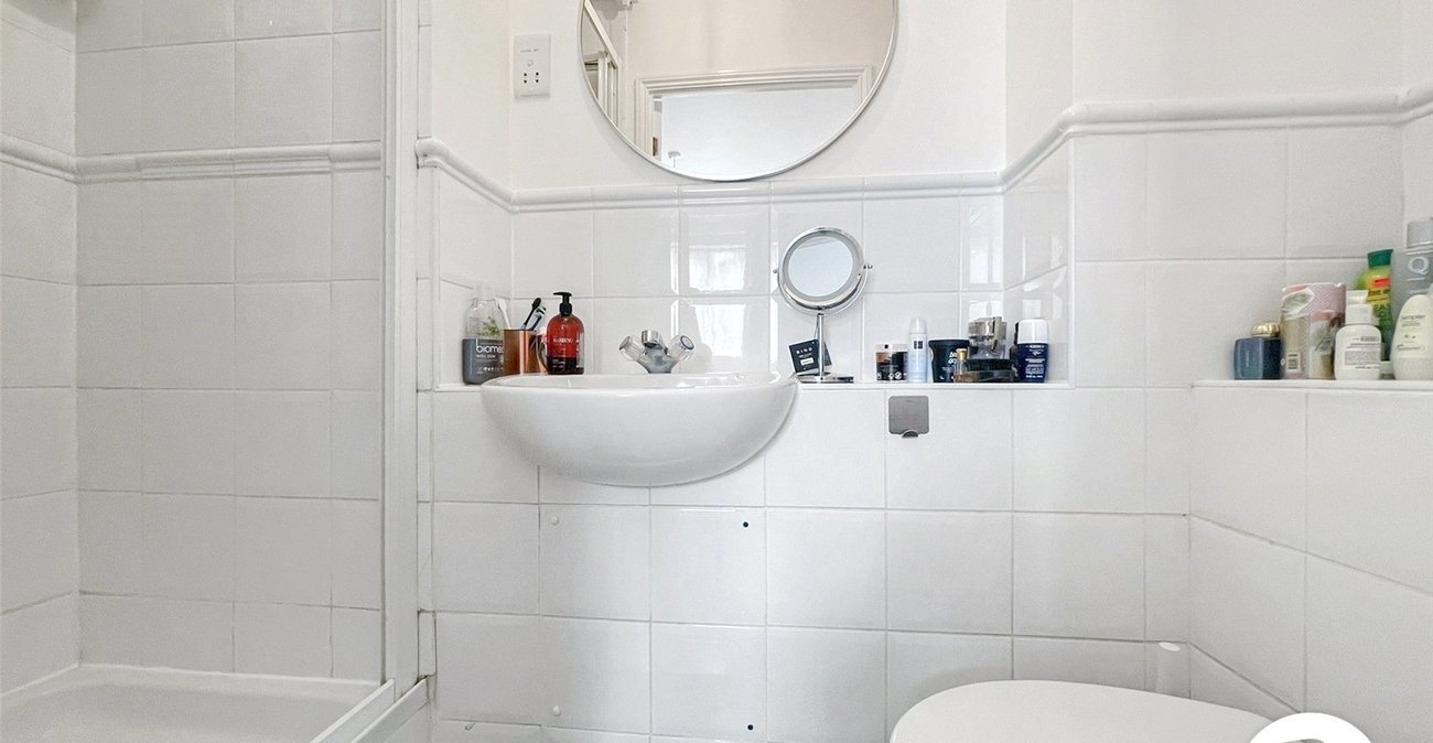 2 bedroom property to rent in Dartford | Robinson Jackson