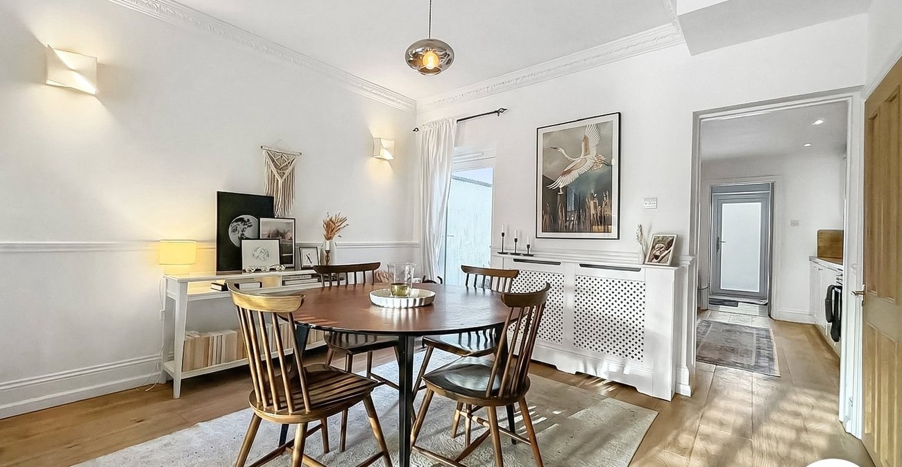 3 bedroom house to rent in Plumstead Common | 