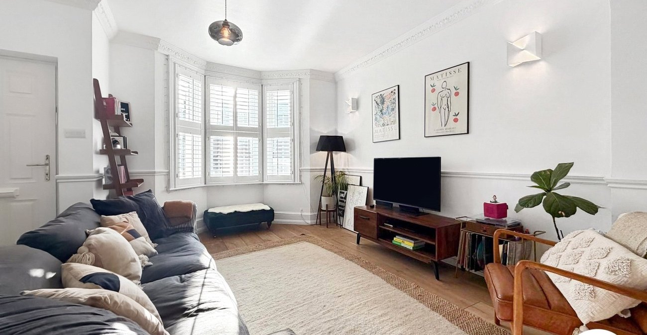 3 bedroom house to rent in Plumstead Common | 