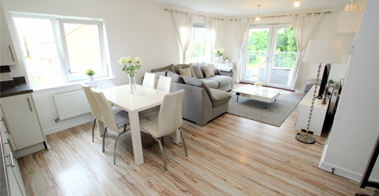 2 bedroom property to rent in Dartford | Robinson Jackson