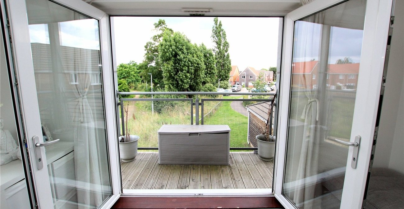 2 bedroom property to rent in Dartford | Robinson Jackson