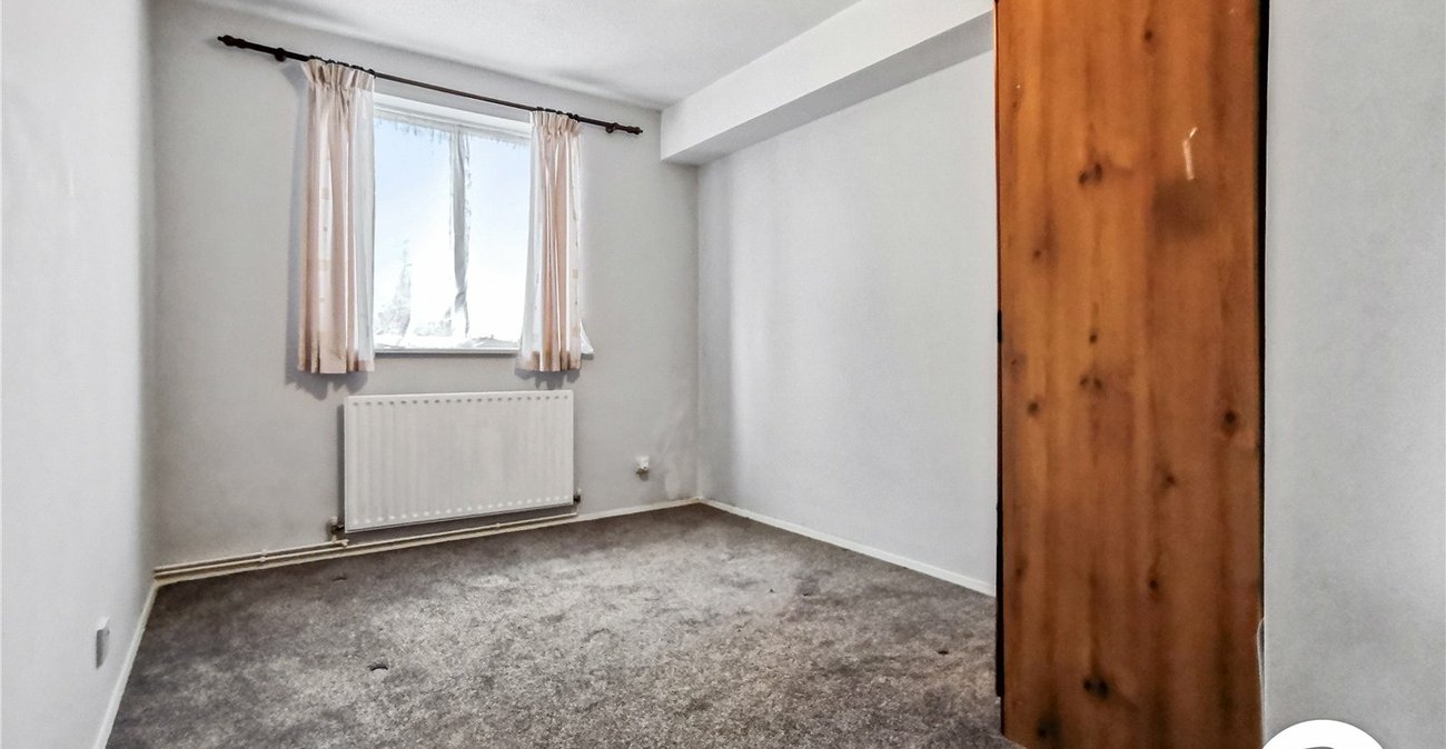 2 bedroom property to rent in Orpington | Robinson Jackson