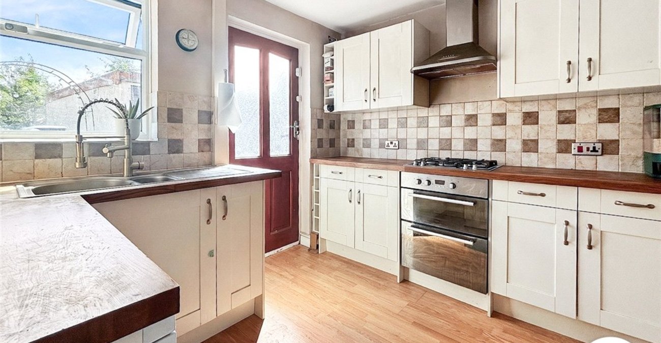 3 bedroom house to rent in Orpington | Robinson Jackson