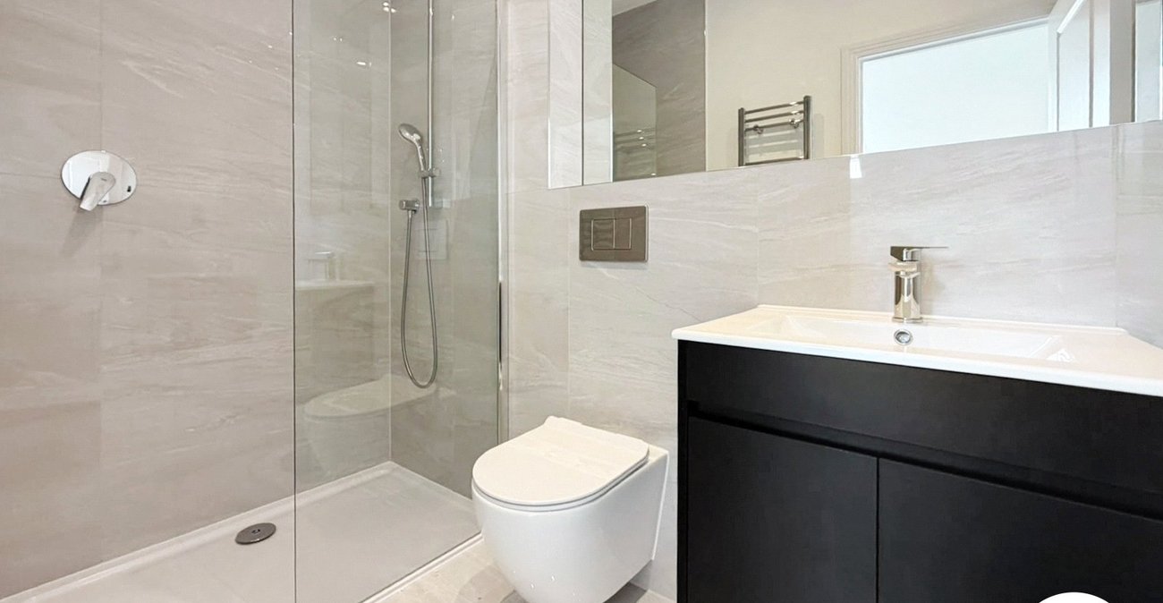 3 bedroom house to rent in London | 