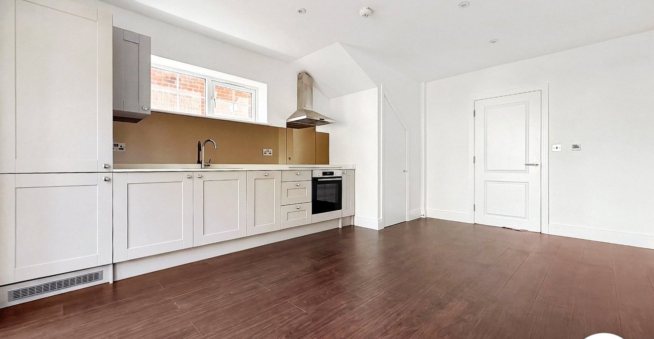 3 bedroom house to rent in London | 