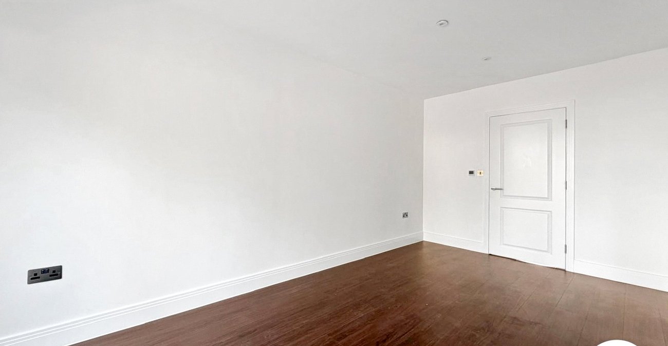 3 bedroom house to rent in London | 