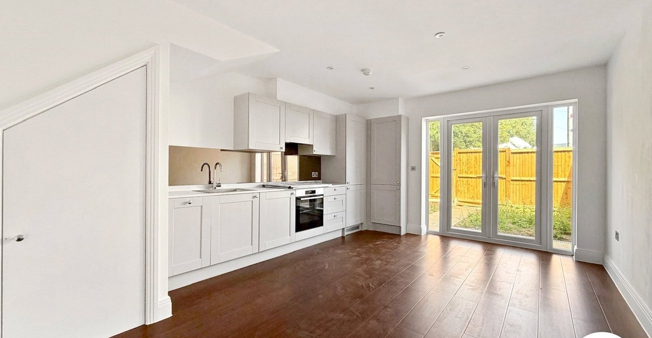 3 bedroom house to rent in London | 