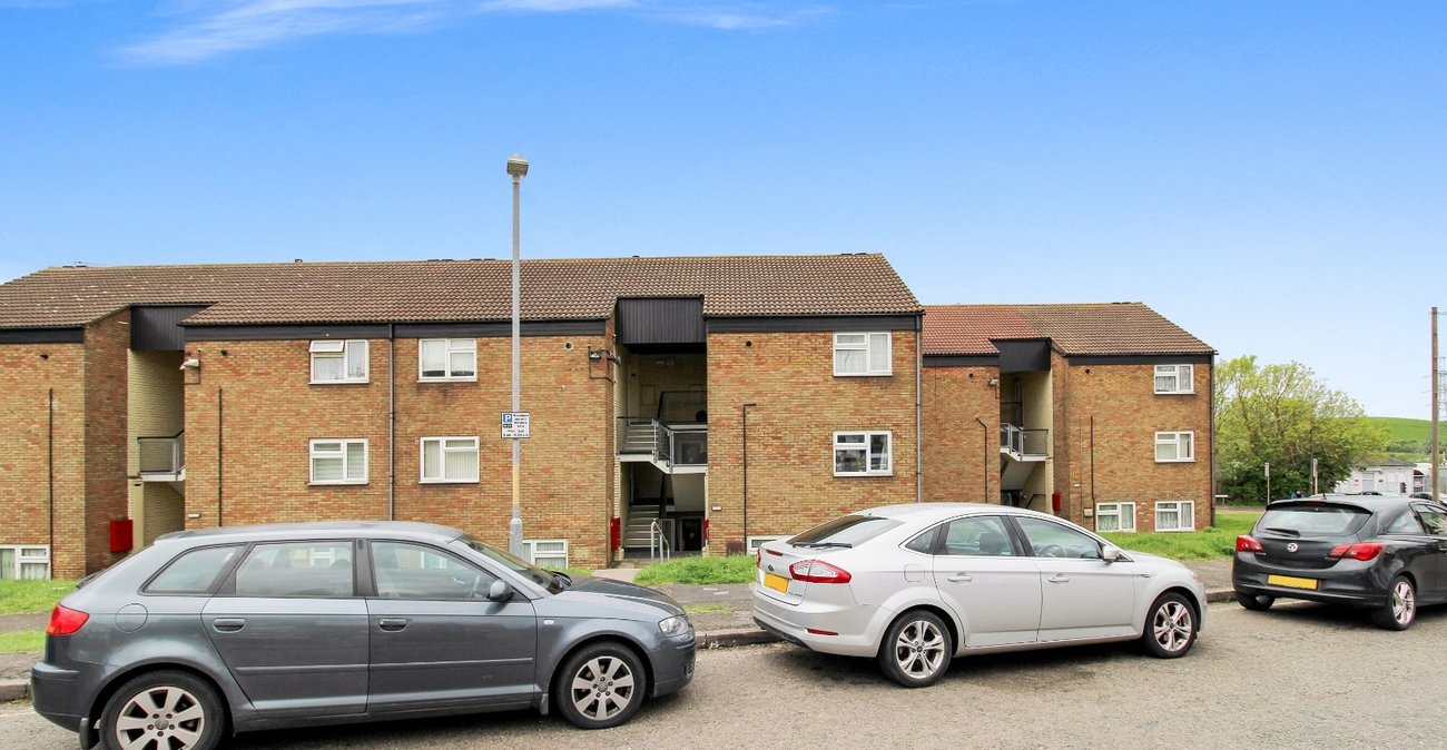 1 bedroom property to rent in Northfleet | Robinson Michael & Jackson