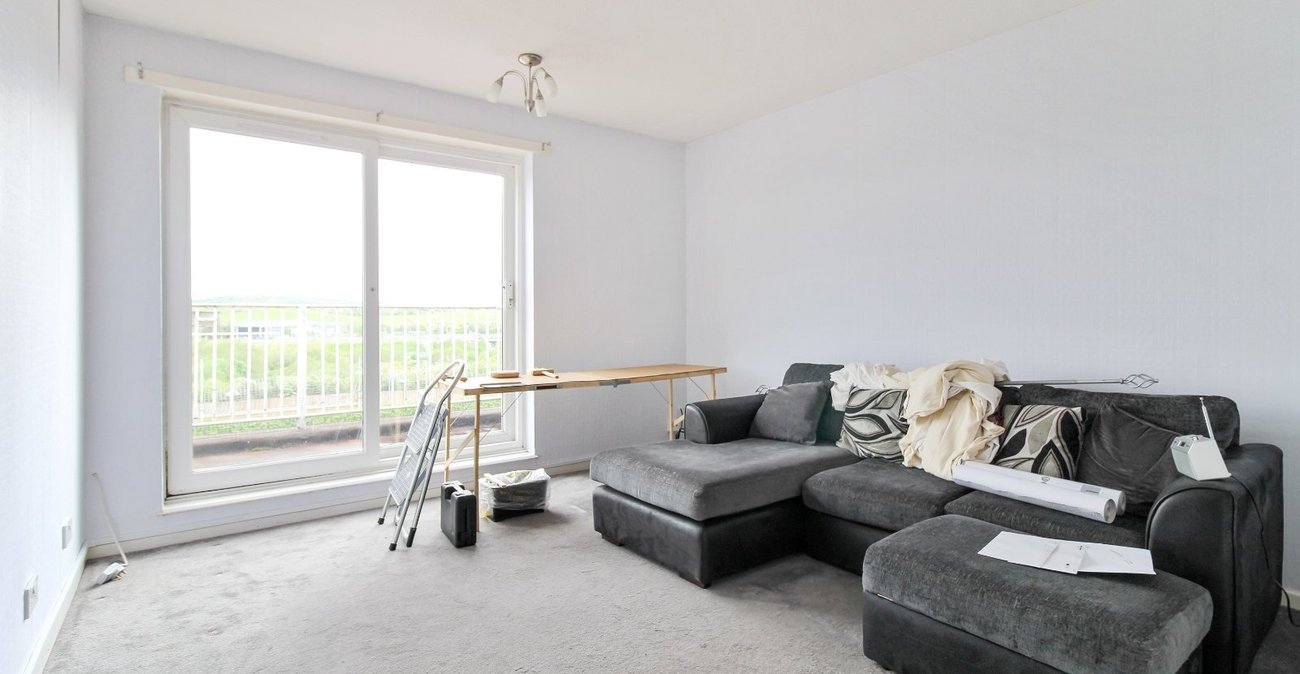 1 bedroom property to rent in Northfleet | Robinson Michael & Jackson