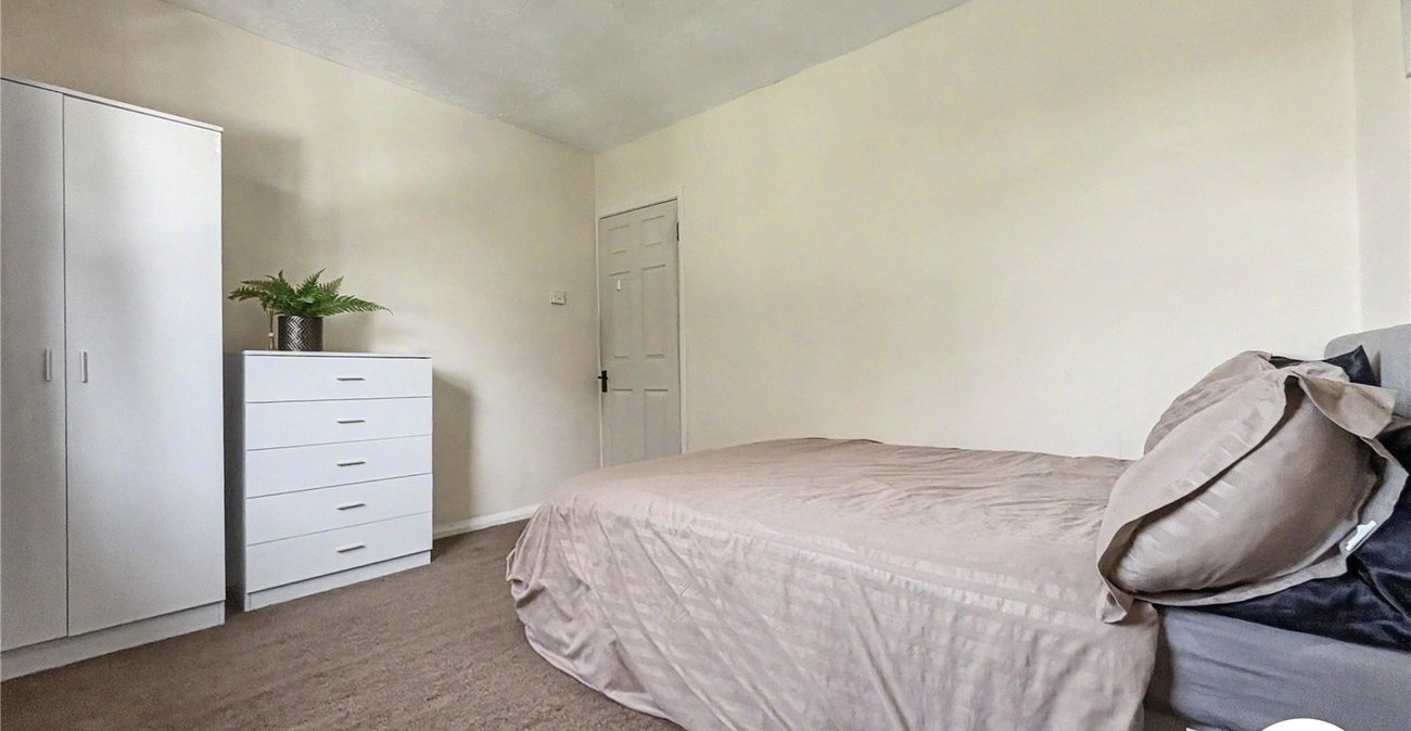 3 bedroom house to rent in Chatham | Robinson Michael & Jackson