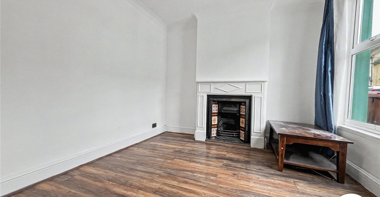 3 bedroom house to rent in Chatham | Robinson Michael & Jackson