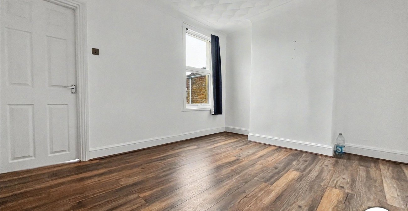 3 bedroom house to rent in Chatham | Robinson Michael & Jackson