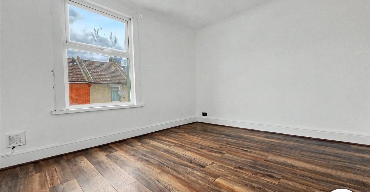 3 bedroom house to rent in Chatham | Robinson Michael & Jackson