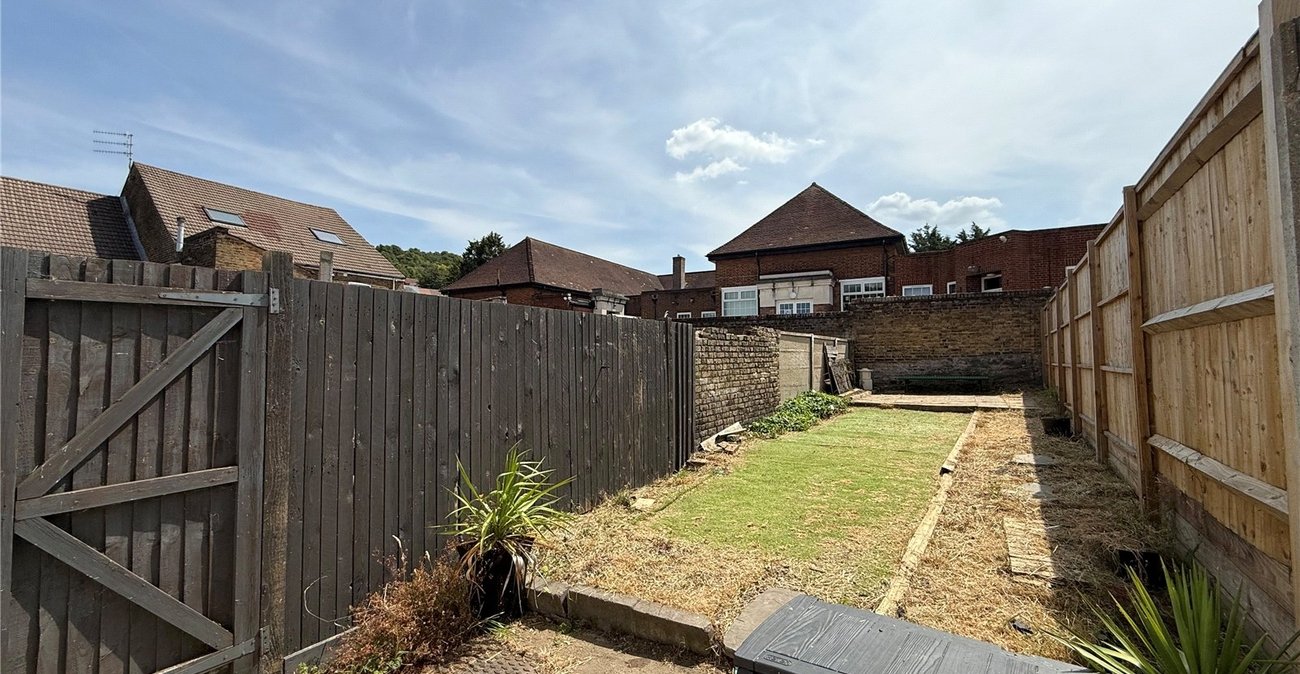 2 bedroom house to rent in Chatham | Robinson Michael & Jackson