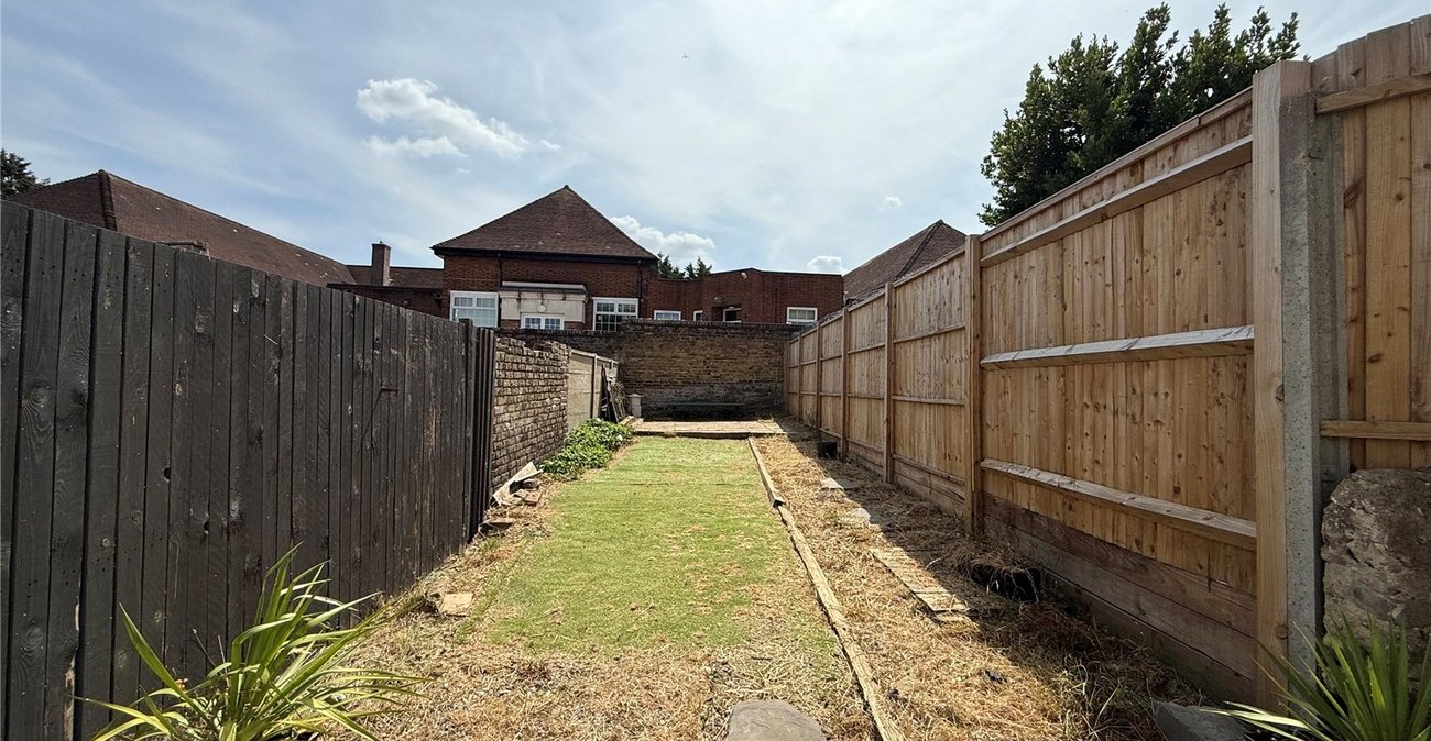 2 bedroom house to rent in Chatham | Robinson Michael & Jackson