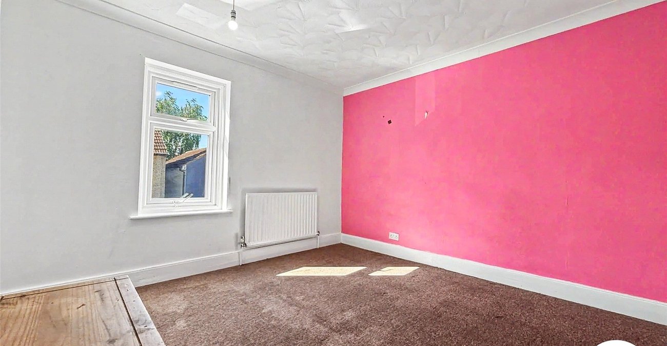 2 bedroom house to rent in Chatham | Robinson Michael & Jackson