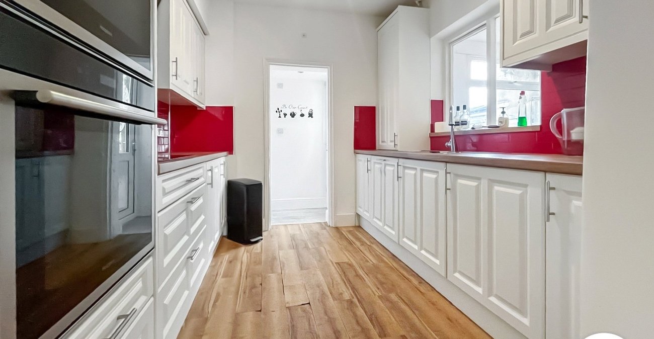 3 bedroom house to rent in Belvedere | Robinson Jackson