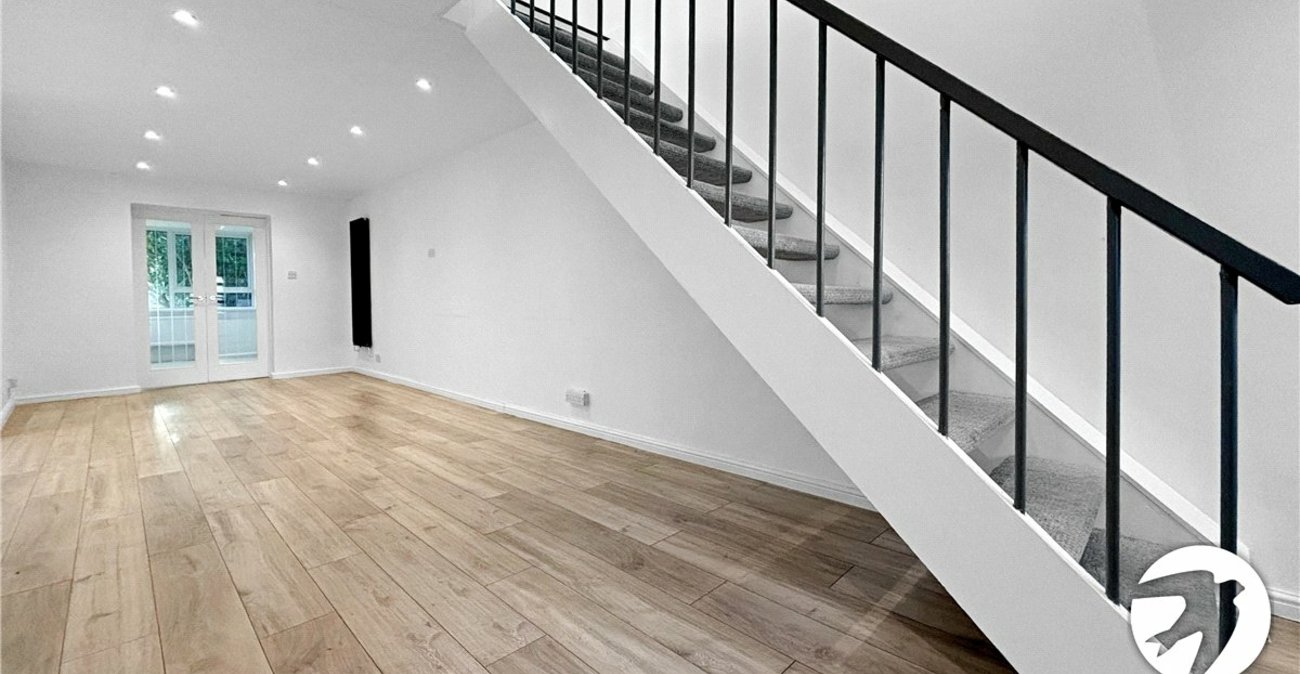 4 bedroom house to rent in Orpington | Robinson Jackson