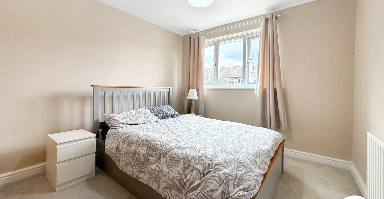 3 bedroom house to rent in Rochester | Robinson Michael & Jackson